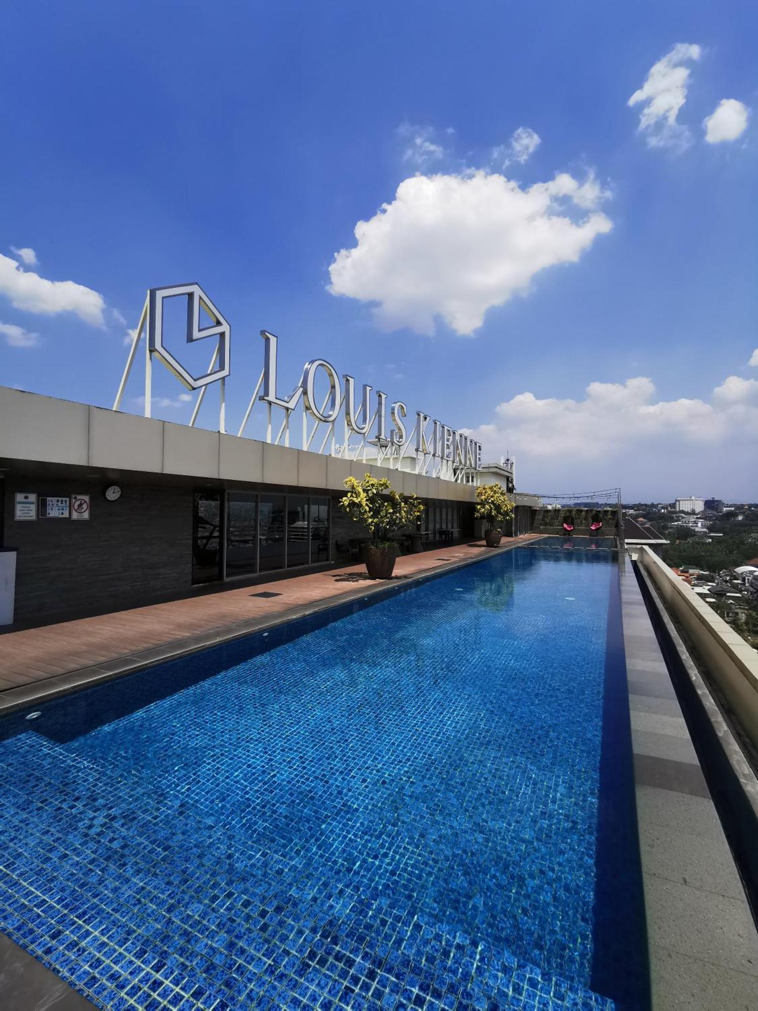 Warhol Residence Semarang Simpang Lima Exterior foto